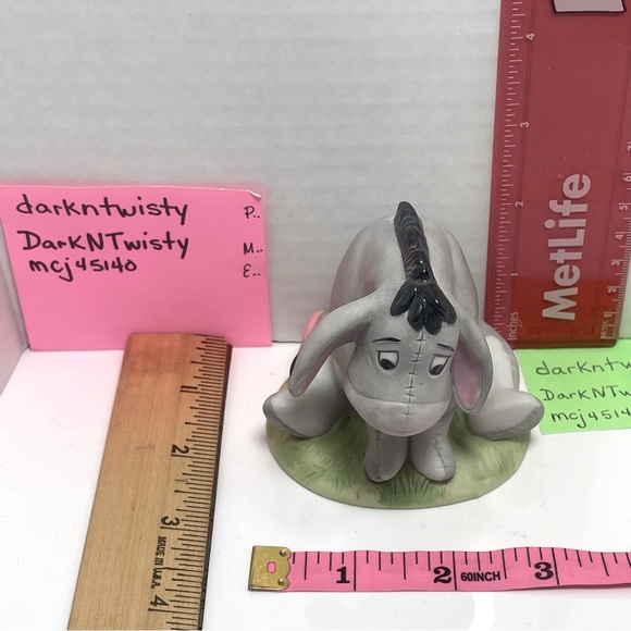 BNWT Vintage EEYORE bisque figurine classic Winnie the Pooh, - Picture 9 of 10